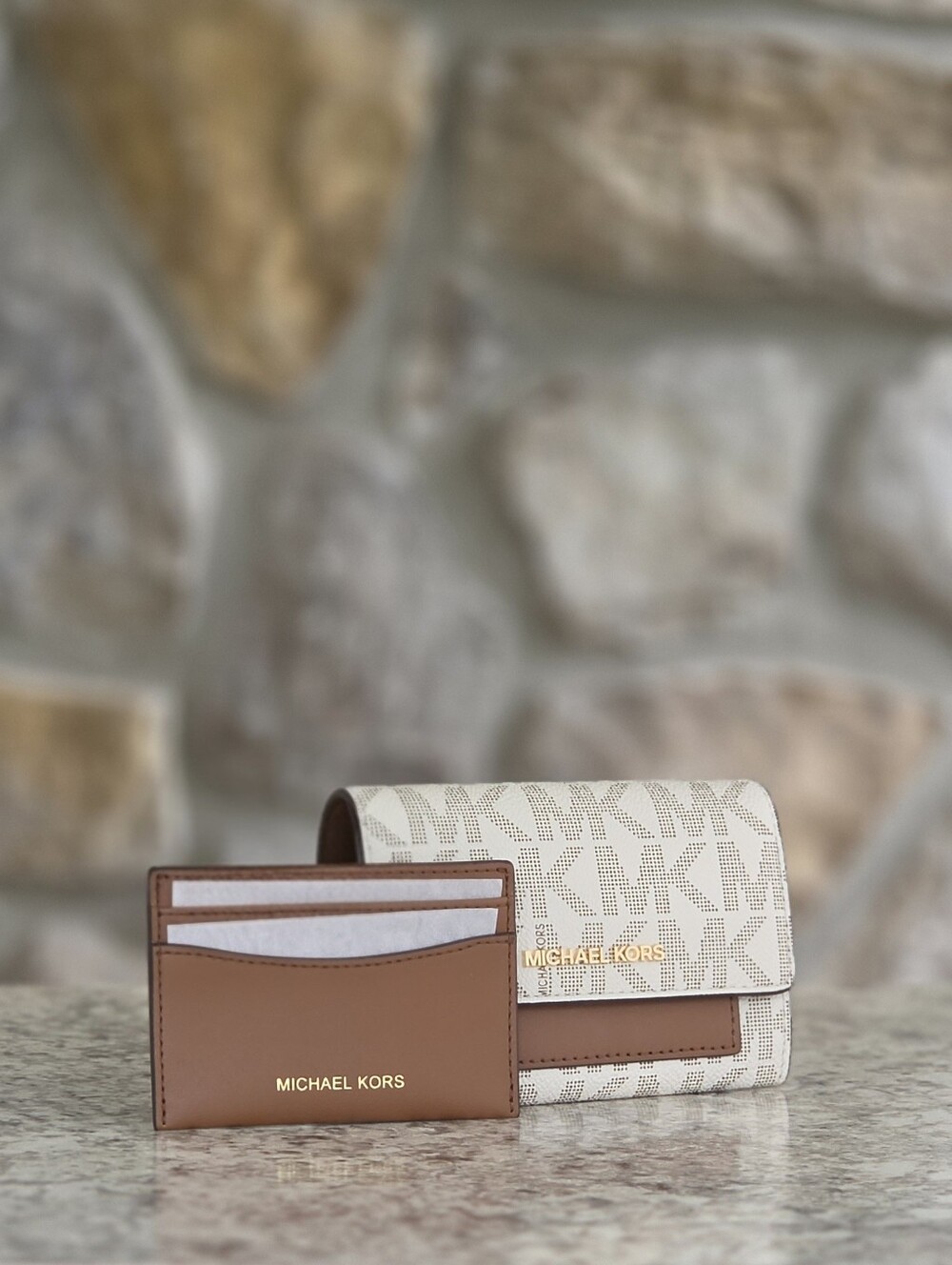 Michael Kors Jet Set Logo 2 in 1 Medium Wallet